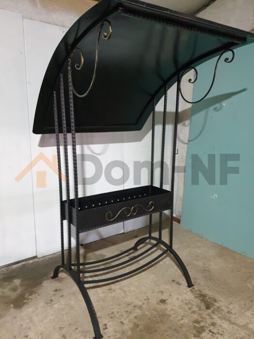 Мангал кованый с прямой крышей. Без плиты (МК056)